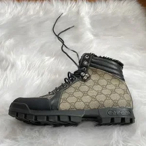 Gucci Nebraska Fur-Lined boots Gucci Nebraska Black Suede Fur Leather Boots – Dolce Vita Hub main image 2